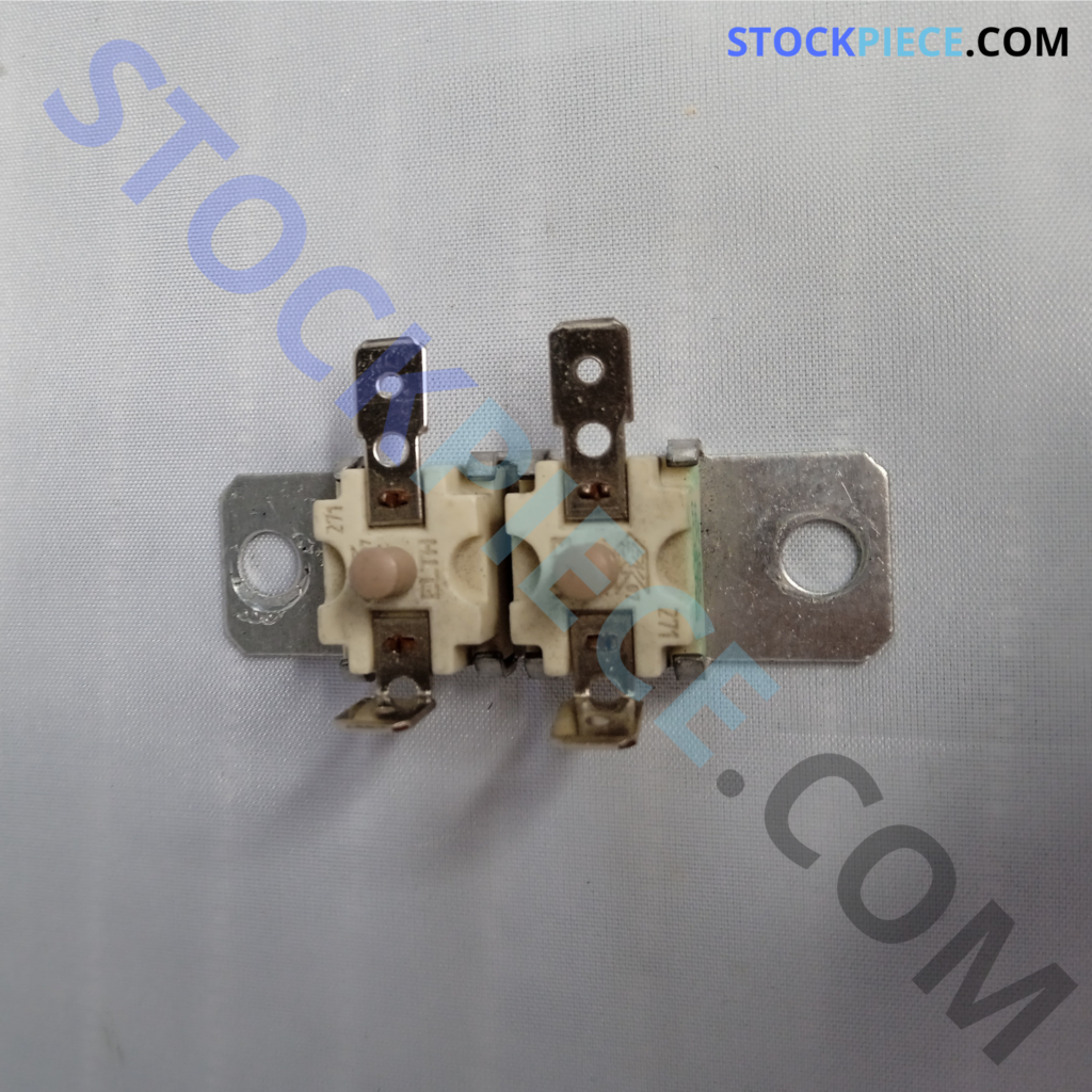 PLASTIQUE BAIE DE PARE BRISE ESSUIE GLACE MERCEDES W126 1268300213
